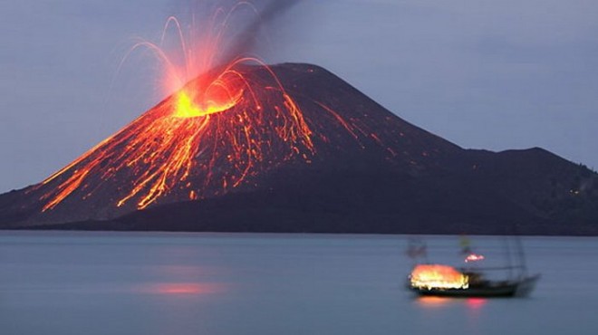 Anak Gunung Krakatau. Foto : fin