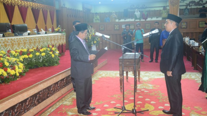 Pergantian Antar Waktu (PAW) anggota DPRD Provinsi Jambi, Epi Suryadi, resmi dilantik. 