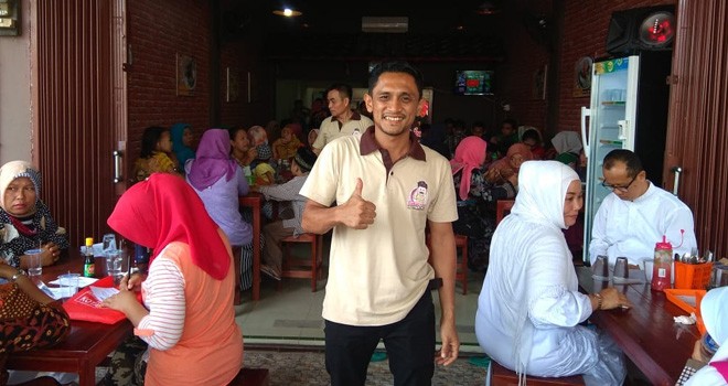 Grand Opening, Bakso Joss gratiskan seribu mangkok bakso. Foto : Yani / Jambi Ekspres