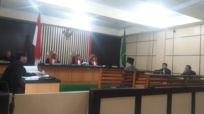 Pemeriksaan Terdakwa Kasus Alkes Bungo, Solikin Keukeuh Tak Nikmati Uang Kerugian Negara. Foto : Doni / Jambiupdate