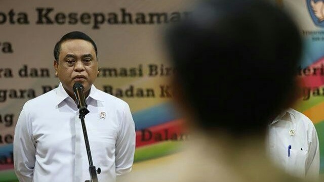 Menteri PANRB, Syafruddin. Syafruddin menyatakan bahwa Presiden Jokowi berkomitmen untuk menyelesaikan persoalan para TKI. (Derry Ridwansyah/JawaPos.com)