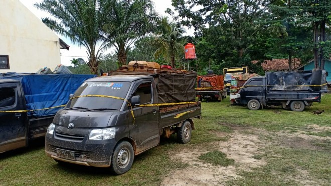 Penangkapan yang dilakukan (13/2) di Jalan Lintas Tempino - Muara Bulian, Kelurahan Bajubang, Kecamatan Bajubang, Kabupaten Muarojambi.