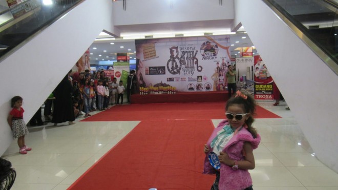 Puluhan peserta dari anak-anak dan remaja di Jambi mengikuti Audisi Pesona Batik Nusantara 2019. Acara berlangsung di Jambi Prima Mall (JPM) Trona Jambi, (03/03). 