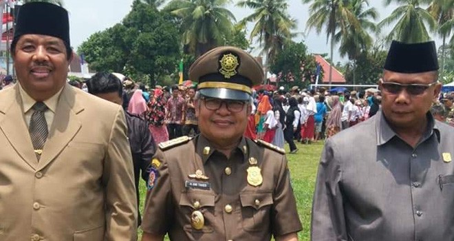 Wakil Bupati Kerinci, Ami Taher menghadiri acara Upacara peringatan Hari Ulang Tahun Satuan Polisi Pamong Praja (SATPOL-PP) Ke-69 . Foto : Gusnadi / Jambiupdate