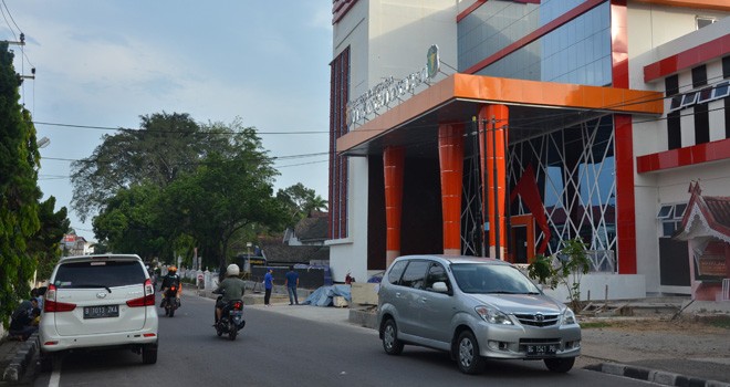 Jalan Raden Mattaher, di Kecamatan pasar Kota Jambi yang akan dijadikan satu arah untuk mrngurai kemacetan. Foto : M Ridwan / Jambi Ekspres