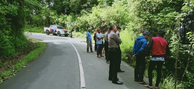 Kecelakaan tunggal kembali terjadi di Kota Sungaipenuh, kali ini terjadi di jalan Puncak Sungaipenuh - Tapan, Pesisir Selatan (Pessel), Sumatera Barat (Sumbar), Jumat (07/06). 