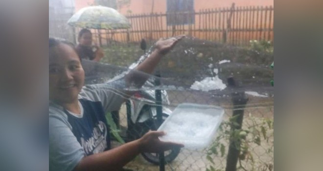 Hujan Es Terjang Desa Pentagen Kerinci. Foto : Ist