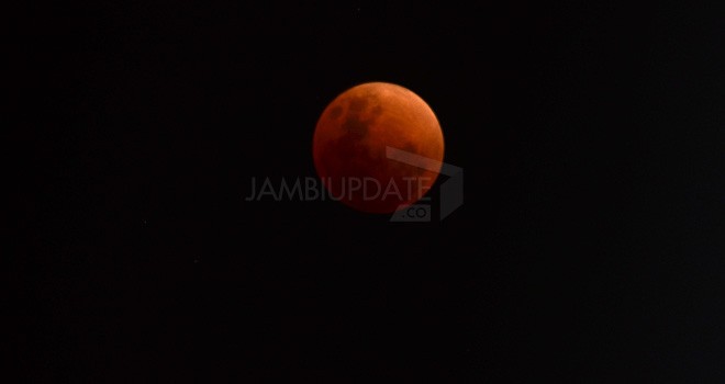 Gerhana Bulan. Foto : Dok Jambiupdate