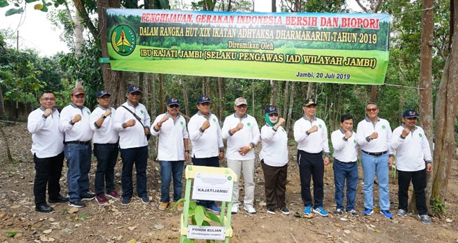 Kegiatan Penghijauan Gerakan Indonesia Bersih dan Biopori dalam rangka Hari Bakti Adhyaksa ke-59 dan HUT XIX Ikatan Adhiaksya Dharmakarini Tahun 2019.