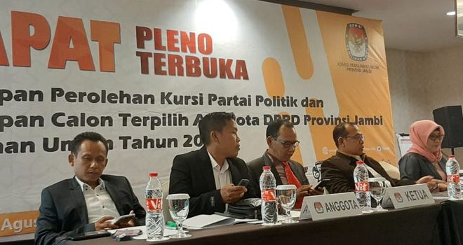 Rapat Pleno Penetapan Kursi dan calon Terpilih anggota DPRD Provinsi Jambi.