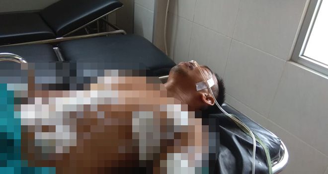 Suryadi dirawat di Rumah Sakit Arafah usai ditusuk oleh pelaku berinisial K dan dua rekannya sebanyak 7 tusukan.

