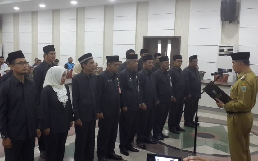 Walikota Jambi Sy Fasha saat Melantik Dewan Pengupahan Kota Jambi, Selasa(17/9).