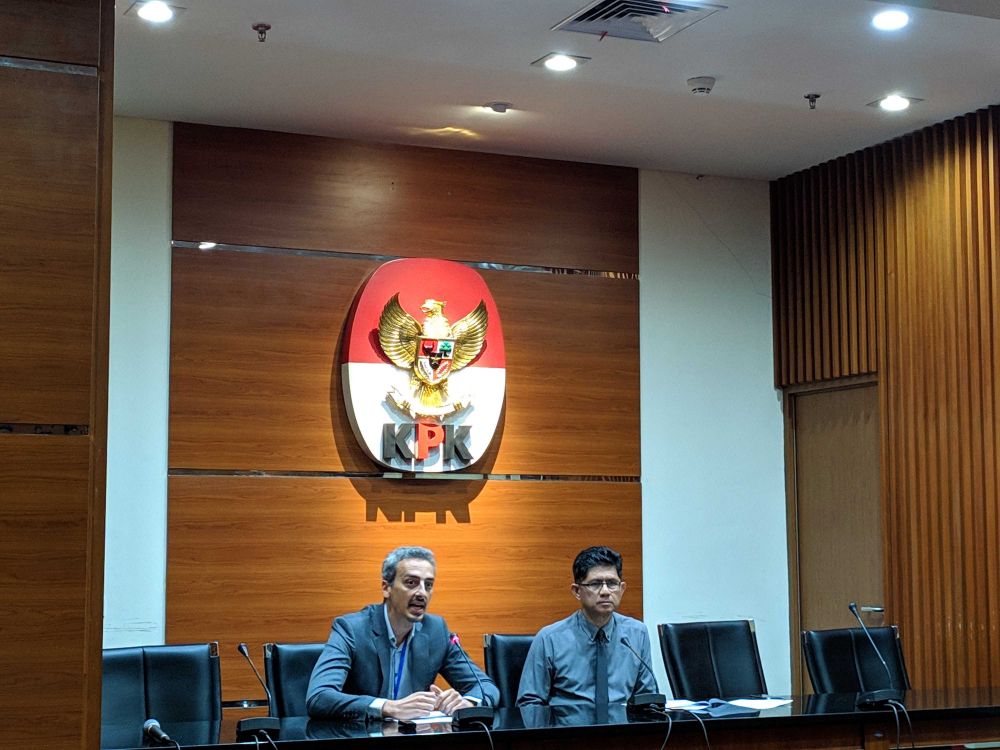 Wakil Ketua KPK Laode M Syarif memberikan pandangan terkait poin-poin dalam revisi Undang-Undang Nomor 30 Tahun 2002 tentang Komisi Pemberantasan Tindak Pidana Korupsi (UU KPK) terus menjadi perdebatan, di gedung KPK, kemarin (24/9).