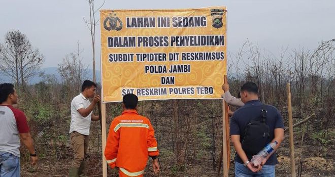 Lahan milik PT ABT seluas 149 hektar disegel oleh pihak kepolisian akibat kasus kebakaran hutan.
