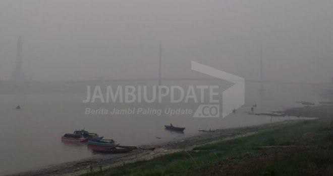 Kabut asap yang terjadi di kota Jambi beberapa waktu lalu.