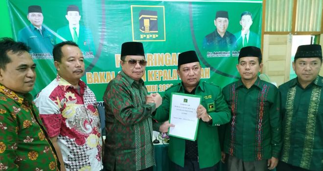 Kehadiran Ramli Taha di sambut langsung Ketua DPW PPP Provinsi Jambi, Evi Suherman dan panitia penjaringan.