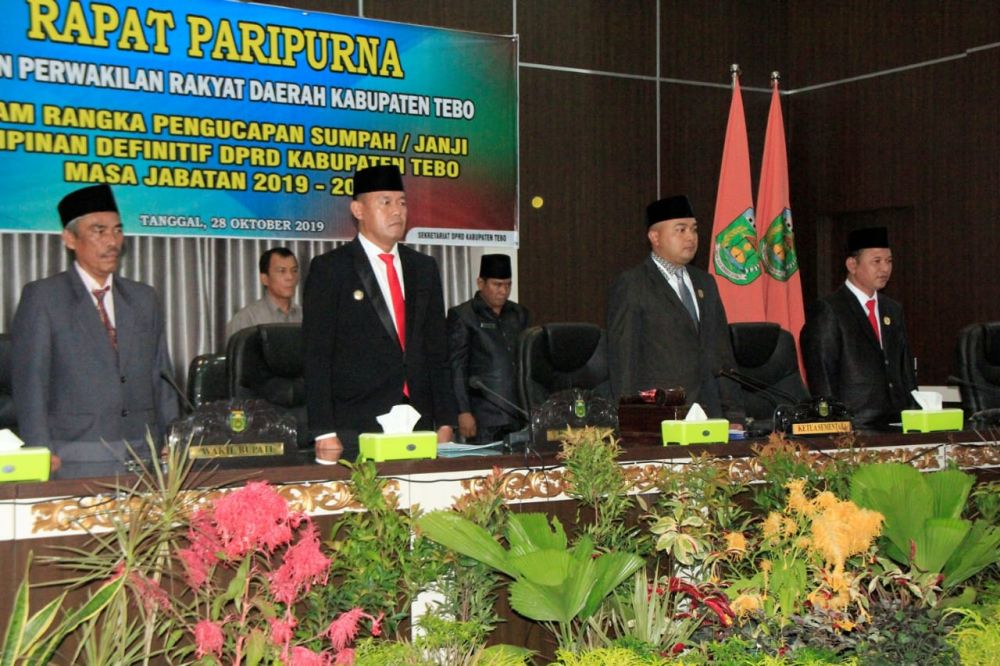 Tiga Pimpinan DPRD Tebo Periode 2019-2024 Resmi Dilantik.

