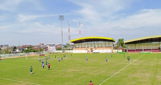 Pertandingan pada hari kedua pra Porprov Jambi lapangan Persitaj Kabupaten Tanjung Jabung Barat.