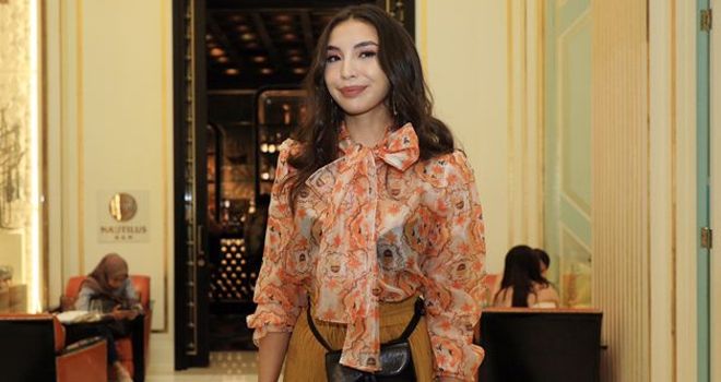 Manohara Odelia Pinot saat menghadiri peluncuran brand fesyen Emmara, di Jakarta, Senin (18/11).
