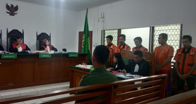 Kopda Herliansyah memberikan keterangan saksi korban pada sidang lanjutan kasus KKB oleh SMB (20/11) kemarin.