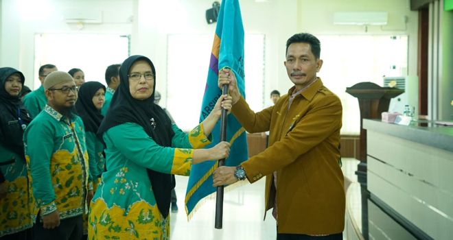 Pengurus Asosiasi Arsiparis Indonesia (AAI) Cabang Kota Jambi Periode 2019-2022, yang di Ketuai oleh Suraya, SE, dilantik kemarin (27/11).

