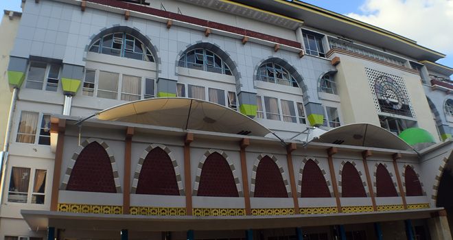 Gedung Asrama Haji.