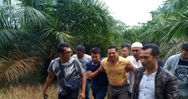 Penangkapan Bripka Eko Sudarsono Alias Eko Rondo yang diduga menjadi pembeking ilegal driling di Batanghari.