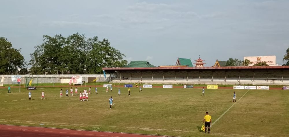 Pertandingan Gubernur Cup 2020 di stadion Tri Lomba Juang KONI Jambi, sore ini (9/1).