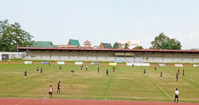 Pertandingan lanjutan Gubernur Cup 2020 di stadion Tri Lomba Juang, sore ini (14/1), mempertemukan PS Batanghari kontra PS Tebo.