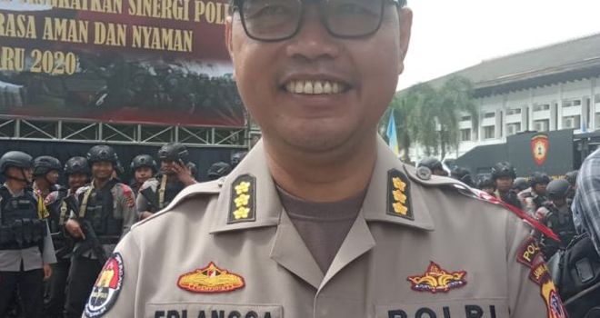 Kabid Humas Polda Jabar Kombes Pol Saptono Erlangga Waskitoroso.

 

