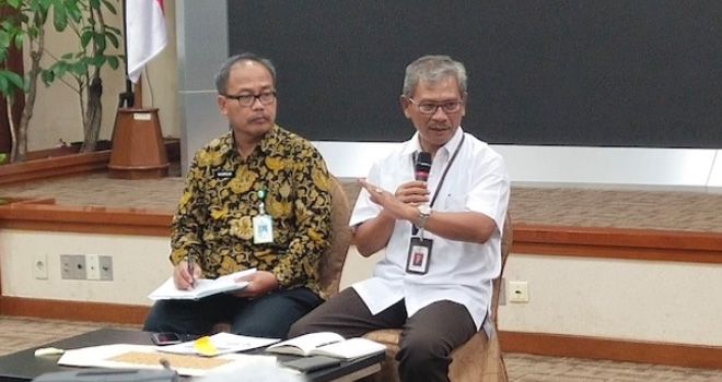 Juru Bicara terkait Corona, Sesditjen P2P Kementerian Kesehatan, Achmad Yurianto (kanan)