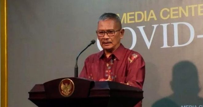 BERI KETERANGAN: Juru Bicara Pemerintah untuk Penanganan Virus Corona (Covid-19) Achmad Yurianto memberikan keterangan terkait meninggalnya WNA di RSUP Sanglah, Denpasar, Bali, Rabu (11/3).
