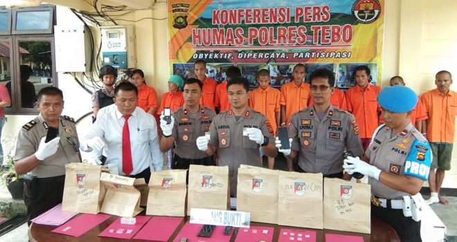 Puluhan Kurir Narkoba Berhasil Diringkus Polres Tebo.