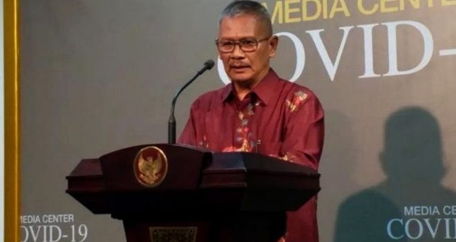 
BERI KETERANGAN: Juru Bicara Pemerintah untuk Penanganan Virus Corona (Covid-19) Achmad Yurianto memberikan keterangan terkait meninggalnya WNA di RSUP Sanglah, Denpasar, Bali, Rabu (11/3).
