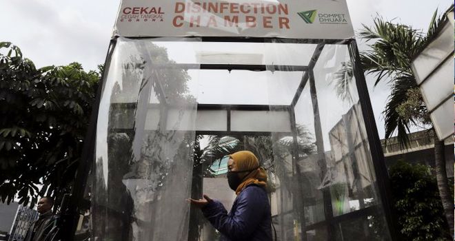 Bilik Desinfektan diruang Publik.