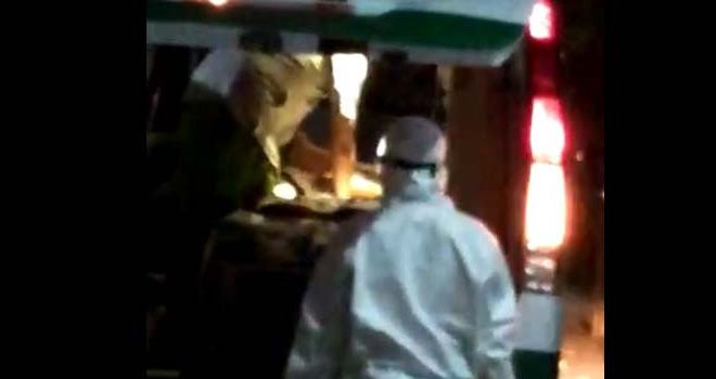 Potongan video penjemputan dua bocah asal Cileungsi yang diduga terinfeksi virus corona.