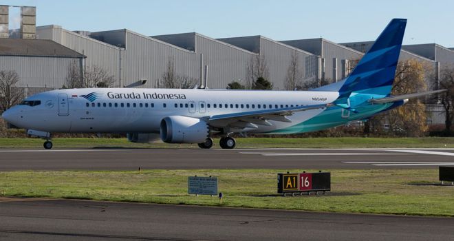 Pesawat Garuda Indonesia Max 8.