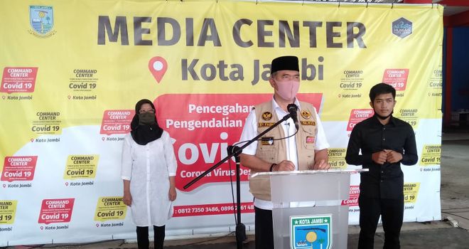 Walikota Jambi yang juga Ketua Tim Gugus Tugas Penanganan Covid 19 Kota Jambi Sy Fasha.