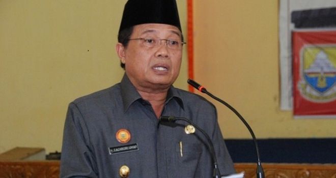 Gubernur Jambi, Fachrori Umar.