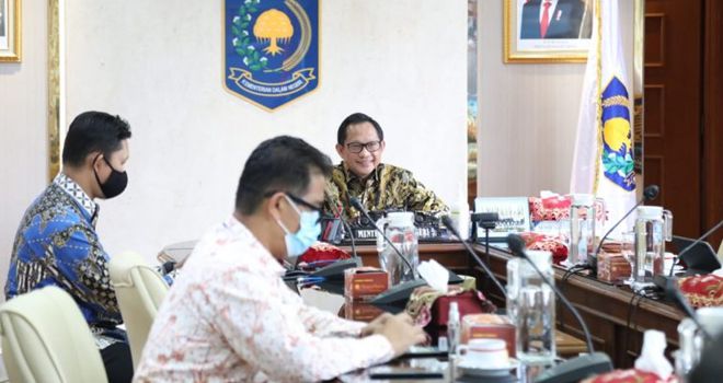 Mendagri, Tito Karnavian.