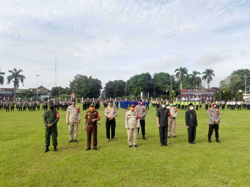 Gubernur Jambi Pimpin Apel Terpadu Pasukan Pendisiplinan Covid19