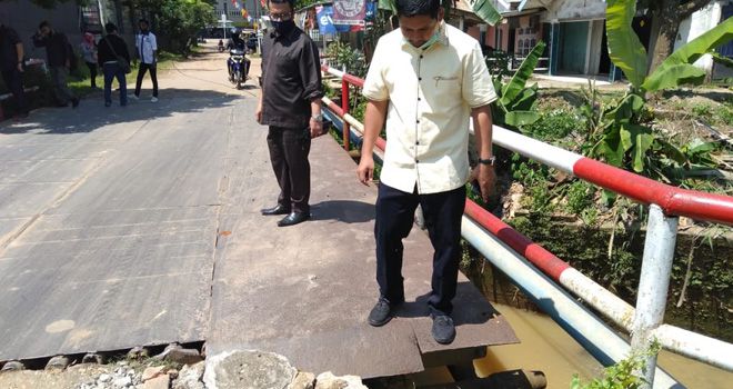 Kondisi Jembatan Besi di Kota Baru Mengkhawatirkan