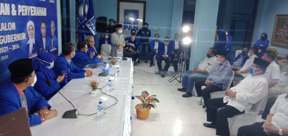 Didampingi Abdullah Sani, Al Haris Kandidat Pertama Ambil Formulir Pendaftaran di PAN