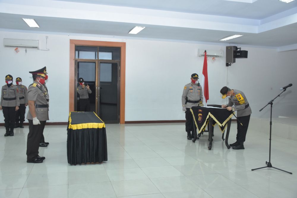 Kapolda Pimpinan Sertijab Irwasda Polda Jambi