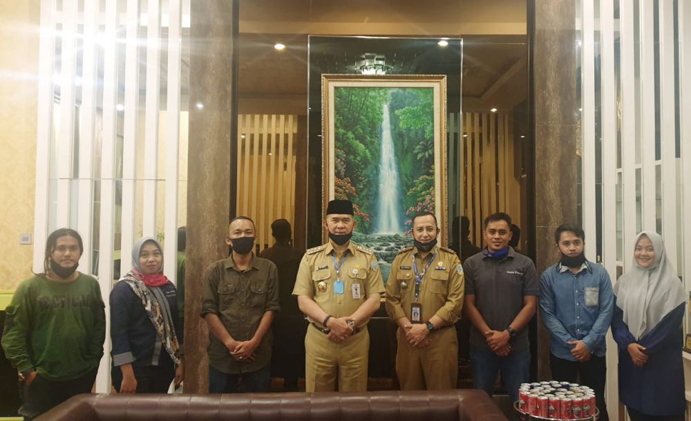 Fasilitasi Pengukuhan PWI Kota Jambi.