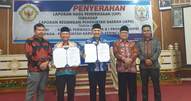 Keberhasilan Kabupaten kerinci meraih opini WTP, diumumkan secara resmi secara virtual setelah BPK memeriksa laporan keuangan pemerintah daerah kerinci tahun 2019 lalu.