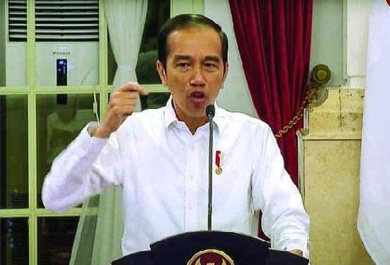 Presiden Joko Widodo (Jokowi) mengaku sudah memerintahkan agar kementerian dan lembaga bisa mengelontorkan aggaran belanjanya di saat pandemi virus Korona atau Covid-19 ini.