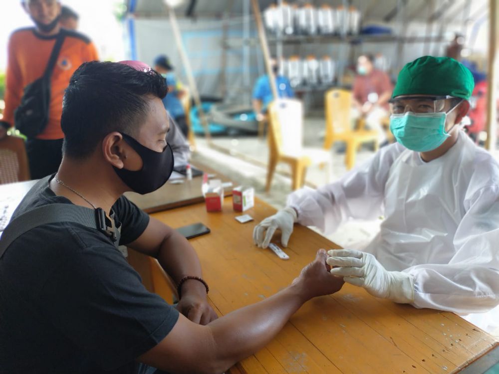 Rapid Test salah seorang wartawan di Batanghari. Di Provinsi Jambi hanya 4 daerah yang masuk dalam zona hjiau.