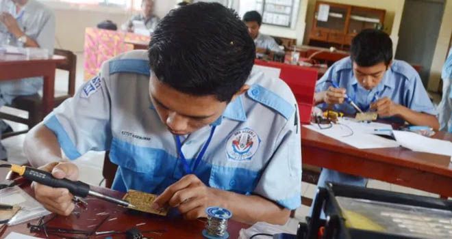 SMK Ingin Praktikum di Sekolah, Tetap Terapkan Protokol Kesehatan