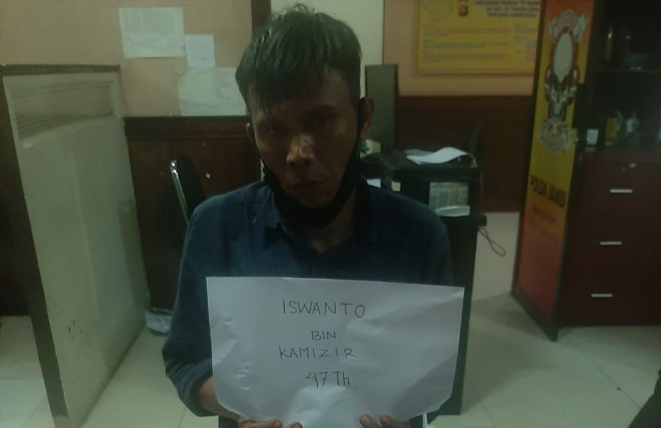 Simpan Sabu Dalam Saku Celana, Iswanto di Ringkus Ditresnakoba Polda Jambi.